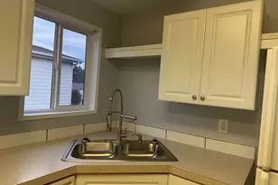 730 SW Sunset Way SW, Troutdale, OR 97060 - Photo 15