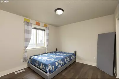 15092 NW Olive St, Portland, OR 97229 - Photo 13