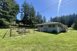 54824 Robinson Rd, Coquille, OR 97423 - Photo 7