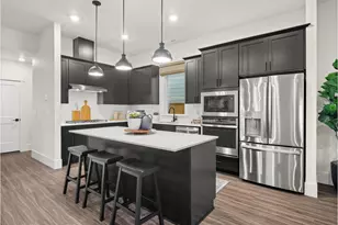 18412 SW Alderwood Dr, Beaverton, OR 97003 - Photo 3