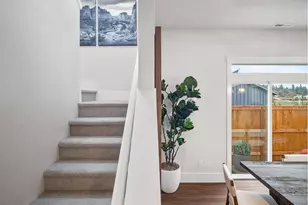 18412 SW Alderwood Dr, Beaverton, OR 97003 - Photo 7