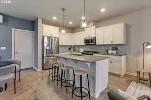 8062 SE Butternut Creek Pkwy, Hillsboro, OR 97123 - Photo 5