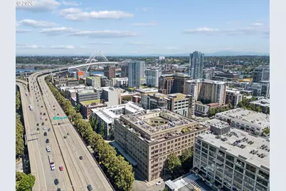 1420 NW Lovejoy St #604, Portland, OR 97209 - Photo 39