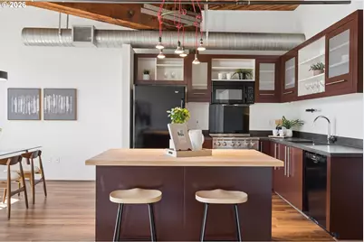 1420 NW Lovejoy St #604, Portland, OR 97209 - Photo 17