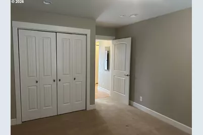 724 W Rainbow St, Roseburg, OR 97471 - Photo 21