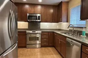 724 W Rainbow St, Roseburg, OR 97471 - Photo 11