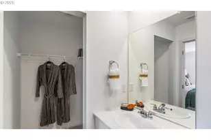 687 Minnesota St, Lebanon, OR 97355 - Photo 25