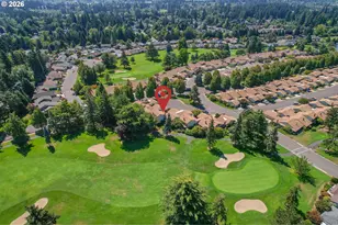 15660 SW Greenleaf Ct, Tigard, OR 97224 - Photo 33