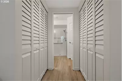 15660 SW Greenleaf Ct, Tigard, OR 97224 - Photo 17