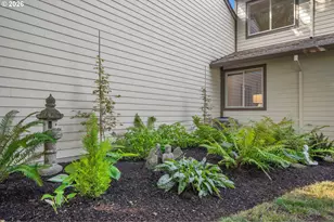 15660 SW Greenleaf Ct, Tigard, OR 97224 - Photo 35