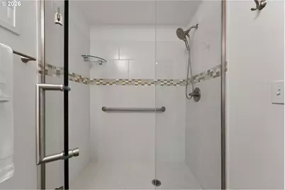 15660 SW Greenleaf Ct, Tigard, OR 97224 - Photo 19