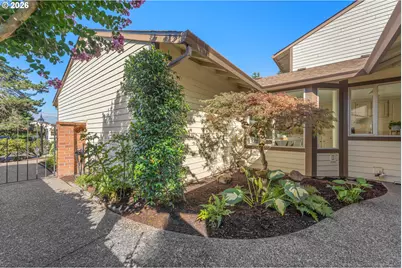 15660 SW Greenleaf Ct, Tigard, OR 97224 - Photo 45