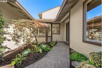 15660 SW Greenleaf Ct, Tigard, OR 97224 - Photo 47