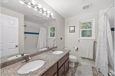 4193 SE Wynnwood Dr, Hillsboro, OR 97123 - Photo 15