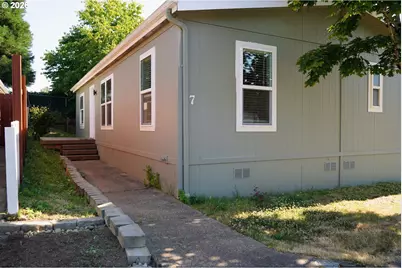 23077 SW Main St #7, Sherwood, OR 97140 - Photo 1