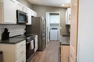 23077 SW Main St, Sherwood, OR 97140 - Photo 9