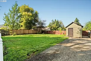 1928 Arthur St, Eugene, OR 97405 - Photo 31