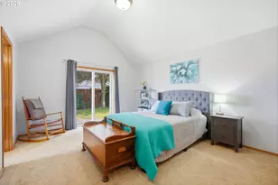 276 SE 8th Ave, Canby, OR 97013 - Photo 25