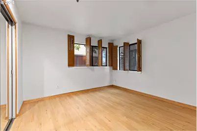 810 NW Naito Pkwy #F24, Portland, OR 97209 - Photo 9