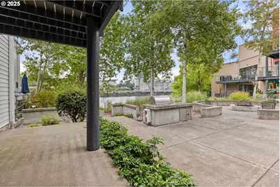 810 NW Naito Pkwy #F24, Portland, OR 97209 - Photo 17