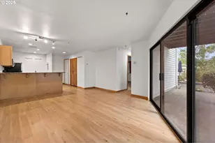 810 NW Naito Pkwy, Portland, OR 97209 - Photo 3