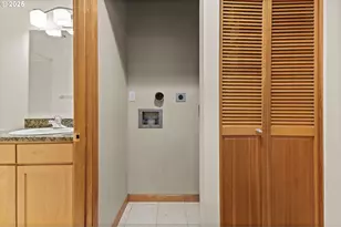 810 NW Naito Pkwy, Portland, OR 97209 - Photo 11