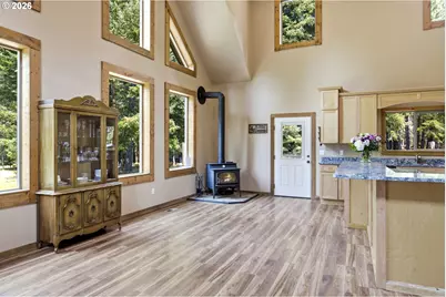 19 Lois Ln, Trout Lake, WA 98650 - Photo 5