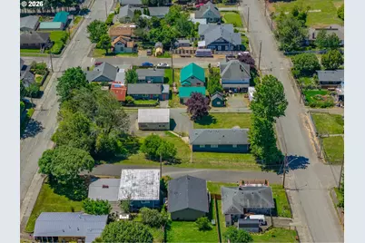 1228 Spruce St, Myrtle Point, OR 97458 - Photo 5