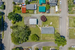 1228 Spruce St, Myrtle Point, OR 97458 - Photo 43