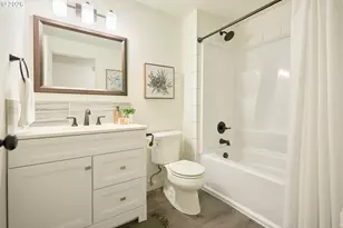 823 NE 96th Ave, Vancouver, WA 98664 - Photo 25