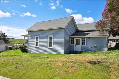 400 McCoy St, Moro, OR 97039 - Photo 13