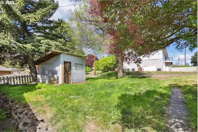 400 McCoy St, Moro, OR 97039 - Photo 11
