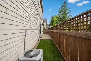 10883 SW Stockholm Dr, Wilsonville, OR 97070 - Photo 35