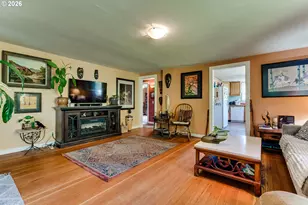 3374 Loma Linda Dr, Eugene, OR 97405 - Photo 7