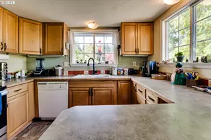3374 Loma Linda Dr, Eugene, OR 97405 - Photo 13