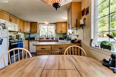 3374 Loma Linda Dr, Eugene, OR 97405 - Photo 11