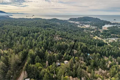 42528 Hensley Hill Rd, Port Orford, OR 97465 - Photo 27