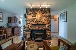 42528 Hensley Hill Rd, Port Orford, OR 97465 - Photo 3