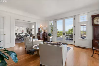 2677 NW Westover Rd, Portland, OR 97210 - Photo 9