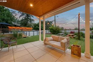 642 W 15th Ave, Eugene, OR 97402 - Photo 43