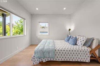 642 W 15th Ave, Eugene, OR 97402 - Photo 15