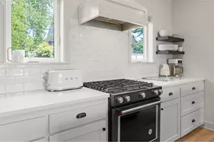 642 W 15th Ave, Eugene, OR 97402 - Photo 13