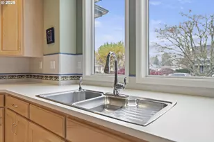 2680 E Mountain View Dr, Albany, OR 97322 - Photo 17