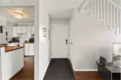7736 SW Barnes Rd #B, Portland, OR 97225 - Photo 3