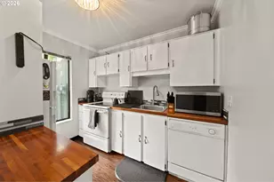 7736 SW Barnes Rd, Portland, OR 97225 - Photo 13