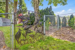 10380 SW Canterbury Ln, Portland, OR 97224 - Photo 45