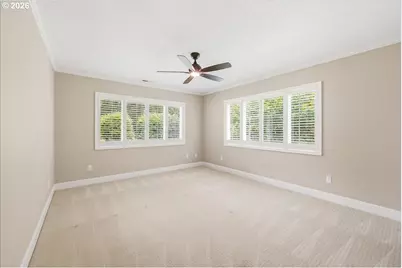 10380 SW Canterbury Ln, Portland, OR 97224 - Photo 33