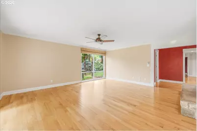 10380 SW Canterbury Ln, Portland, OR 97224 - Photo 7