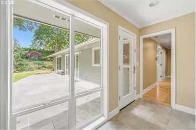 10380 SW Canterbury Ln, Portland, OR 97224 - Photo 35