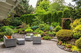 145 S Ridge Dr, Portland, OR 97219 - Photo 29